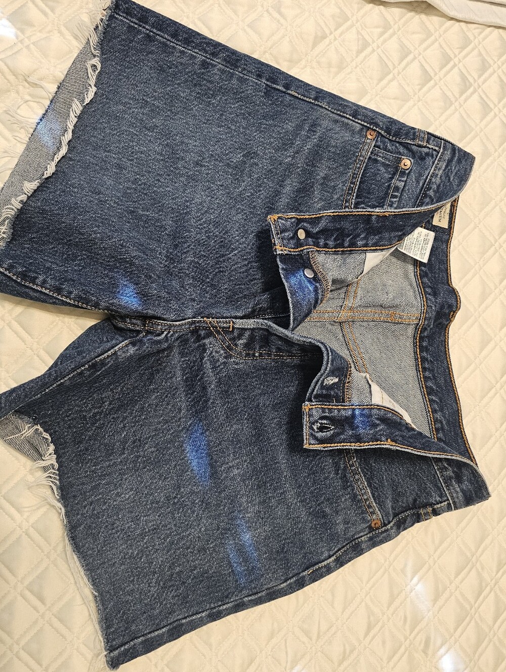 Levi's 501 Jean Short - Picture 5 of 14